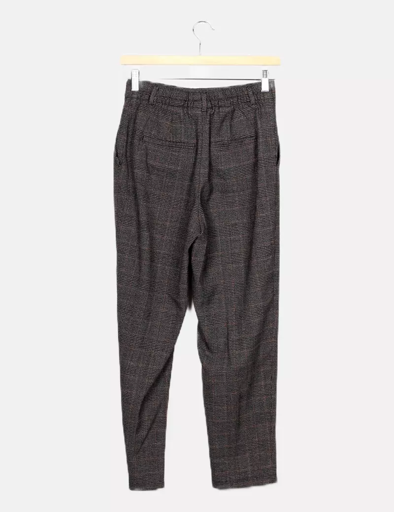 Zara Pantalón chino negro estampado