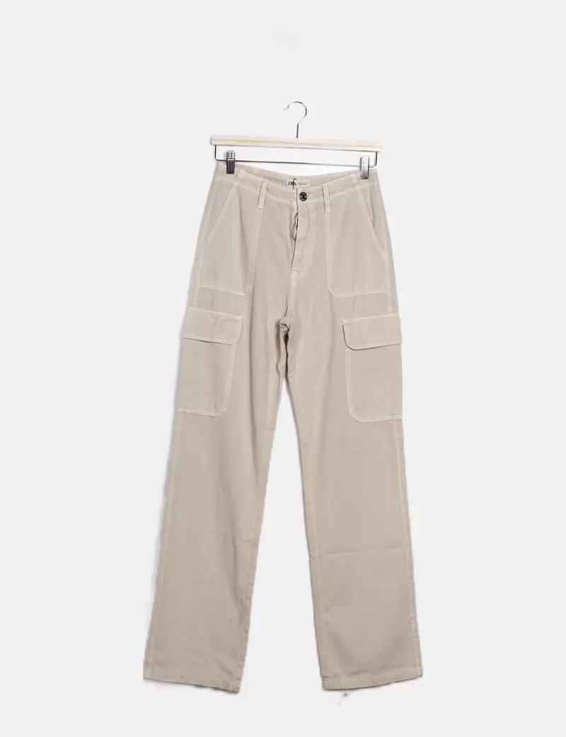 Zara Pantalón denim cargo beige