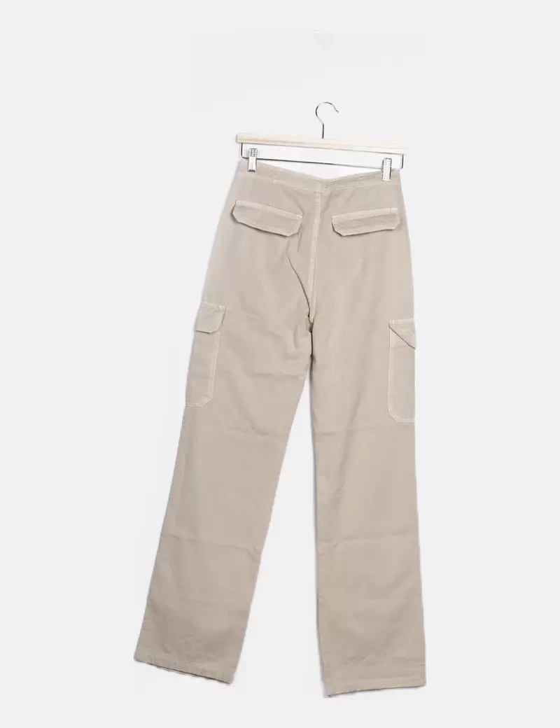 Zara Pantalón denim cargo beige